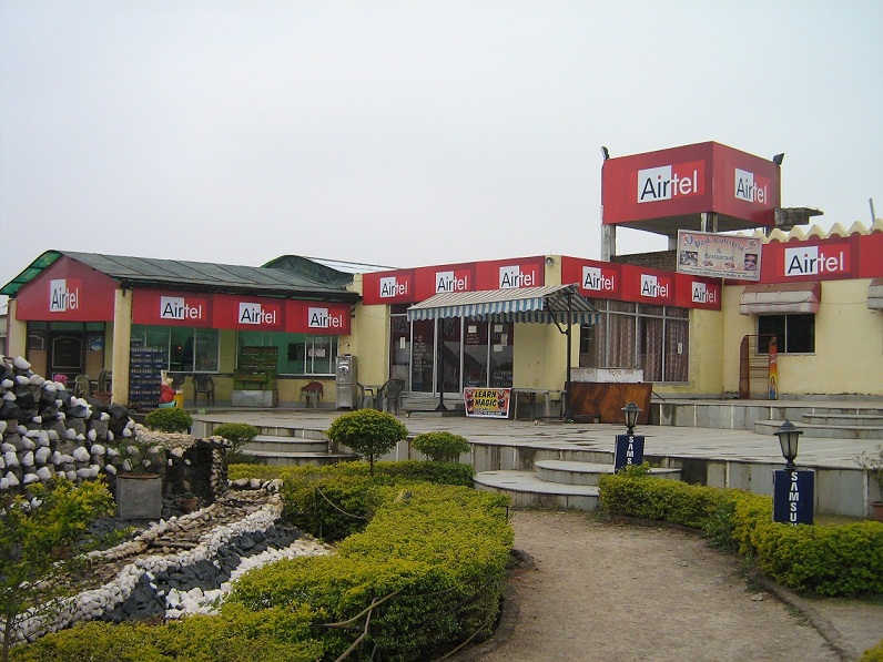 Out door Advertisement in Ratu Park Branding