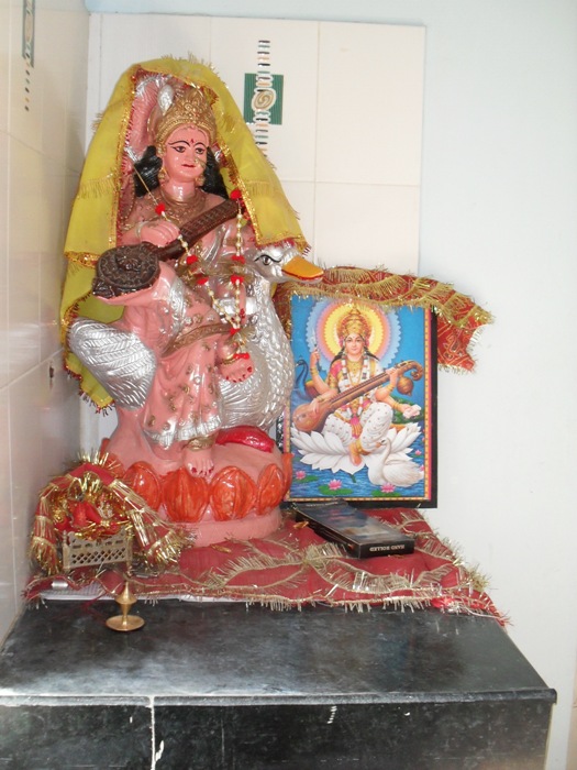 ROOTS TO WINGS KIDS SCHOOL