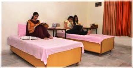BIHAR NO 1 GIRLS HOSTEL IN BORING ROAD