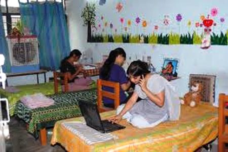 HOMES LIKES GIRLS HOSTEL IN PATNA