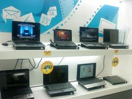 LAPTOP  SHOWROOM IN JHUMRI TELAIYA