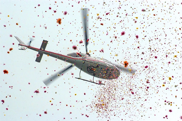 HELICOPTER FOR FLOWER DROP IN BIHAR