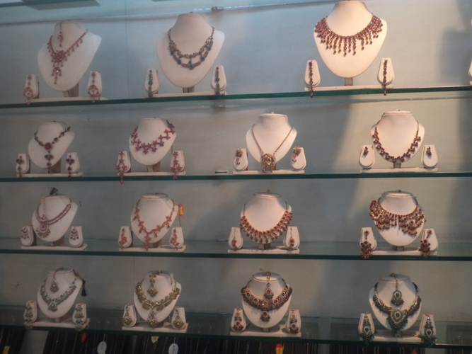 FAMOUS ARTIFICIAL JEWELLERS IN PATNA