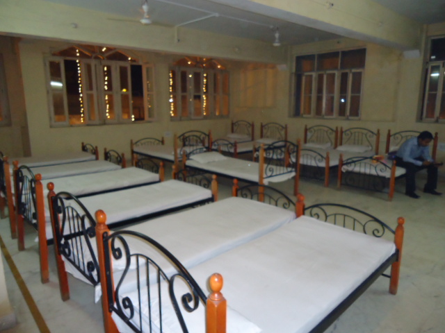 WELL FURNISHED ROOM IN MADHUR MILAN PATNA
