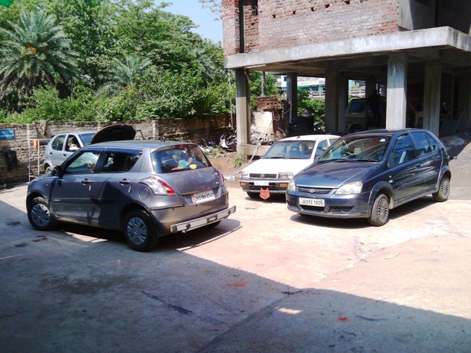 All type of four wheeler washing in