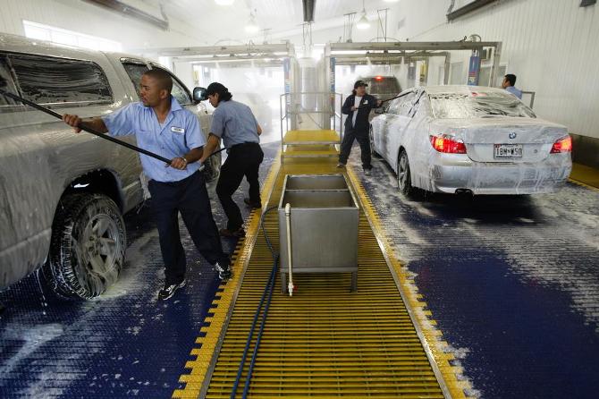 Car washing centre in Ranchi