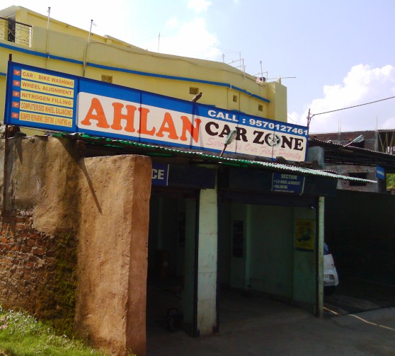 Ahlan car zone in Ranchi