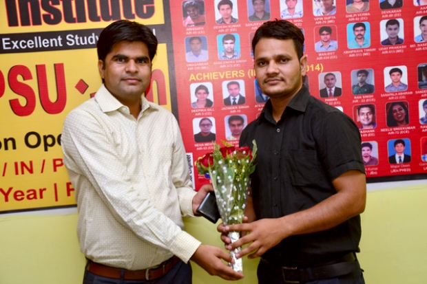 GATE 2016 TOPPERS AWARD OF ENGINEERS ACADEMY