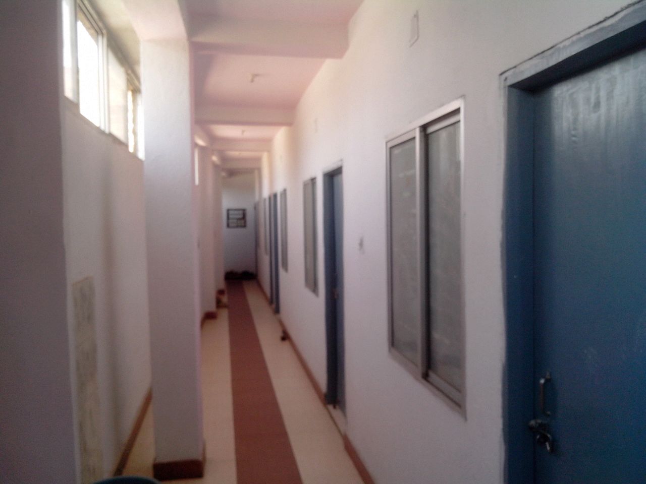 girls hostel with lodging & fooding in lalpur circular 