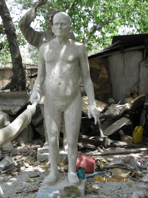 STATUE MAKER 