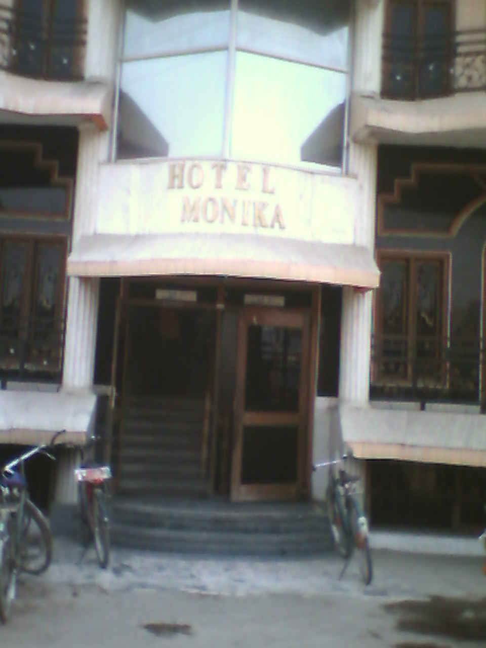 hotel monika in motihari