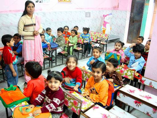 PLAY SCHOOL IN KADAMKUAN,PATNA