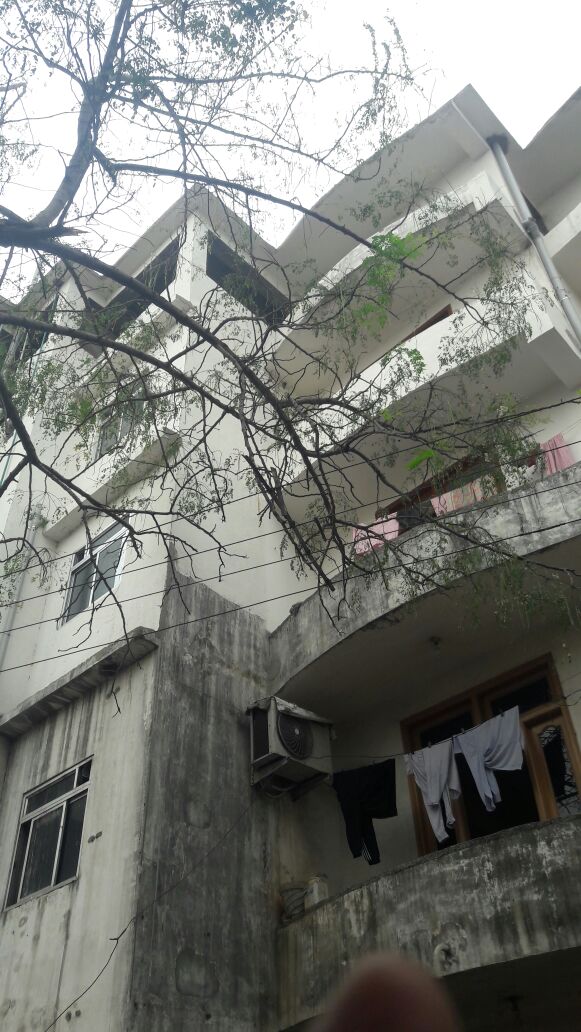 Girls hostel with good facilities in ramgarh