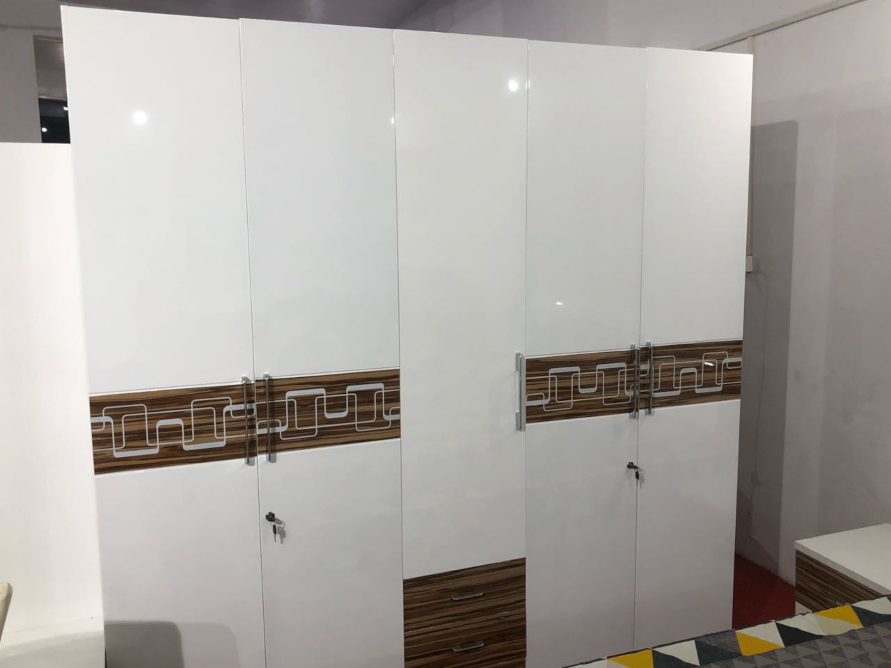 Almirah in hazaribagh