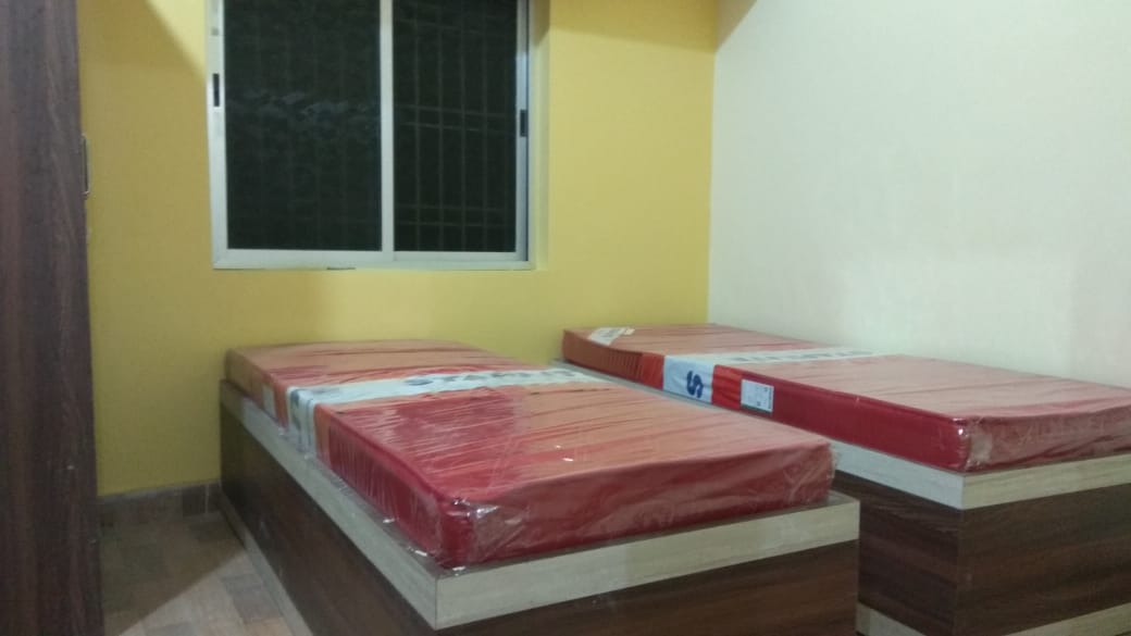 Best girls hostel with all modern facilities near lalpu