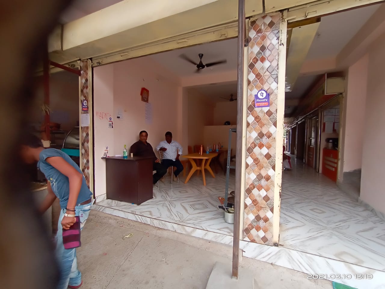 non veg restaurant with home delivery near ranchi airpo