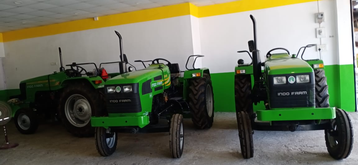 tractor shop near Patratu