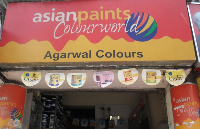 colours paint in exhibition road