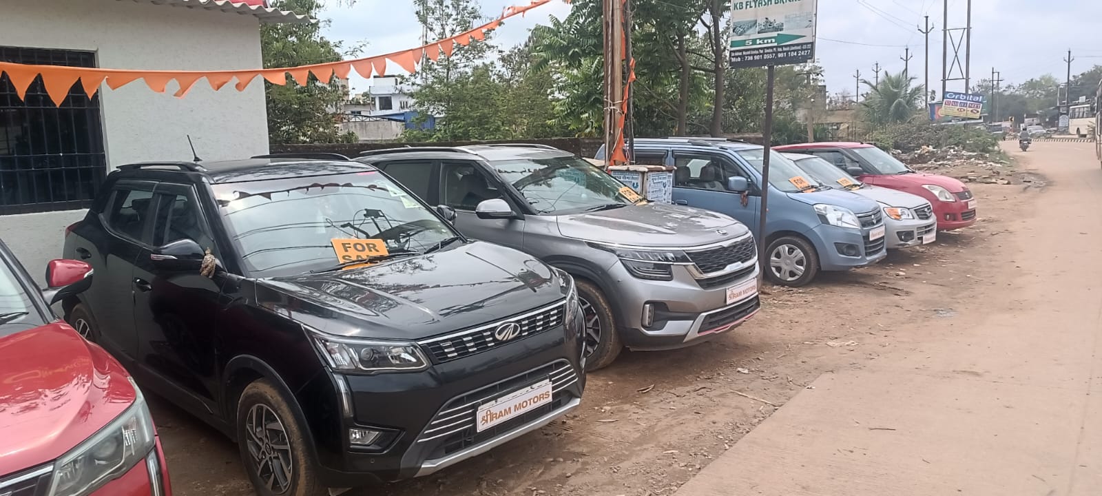 Use car shop in pandra ranchi 7321825123