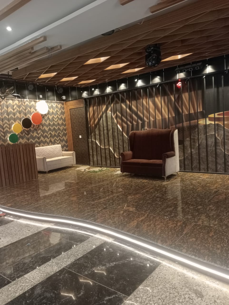 BEST HOTEL IN CHANDWARA 9162227737