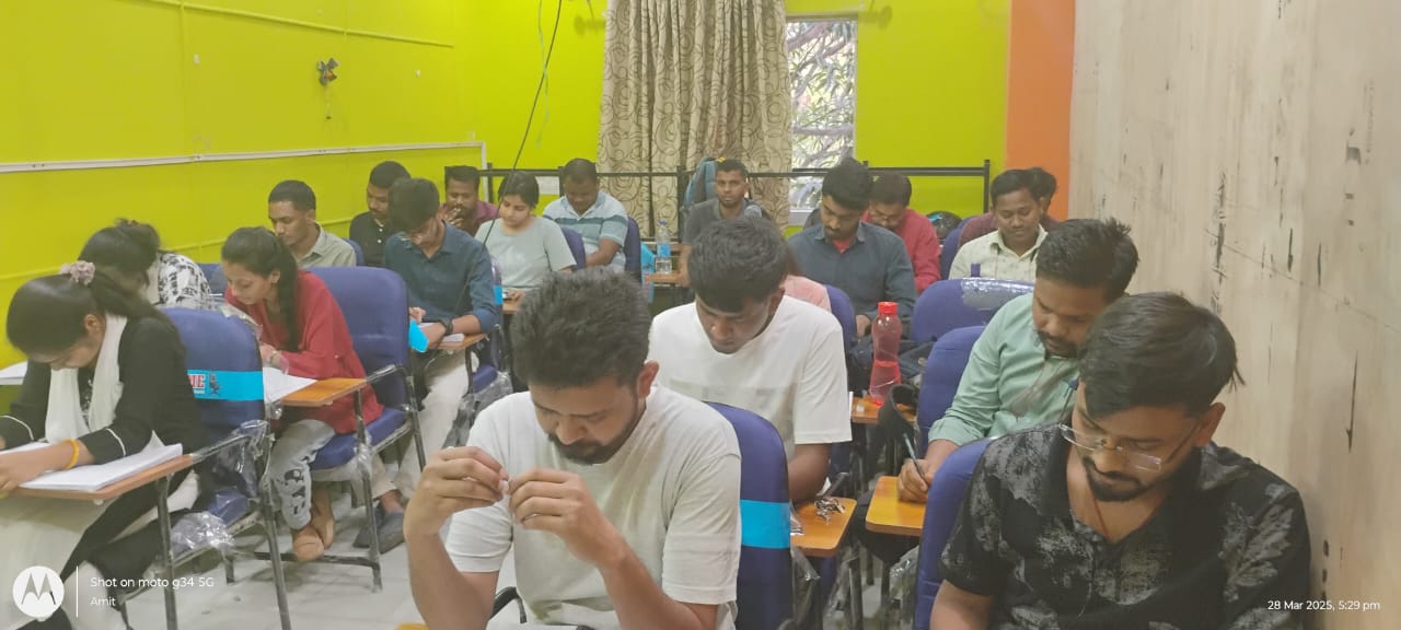 IAS PREPARATION IN RANCHI  9525010555