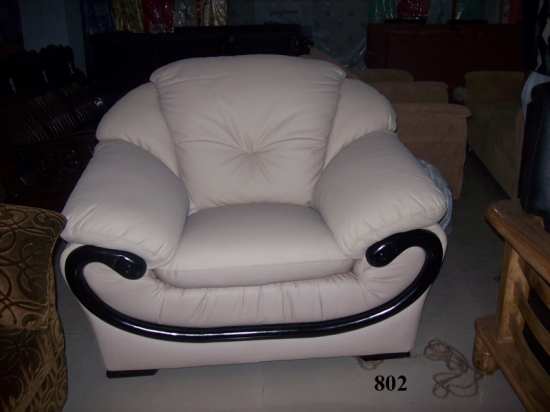 BEST FURNITURE SHOWROOM IN JHUMRI TELAIYA