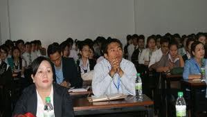 BEST BANKING INSTITUTE IN JHUMRI TELAIYA