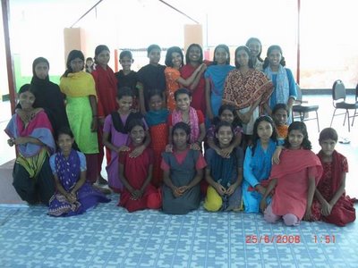 GIRLS HOSTEL IN RANCHI BURDWAN COMPOUND