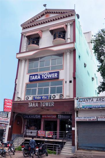HOTEL TARA IN JHUMRI TELAIYA