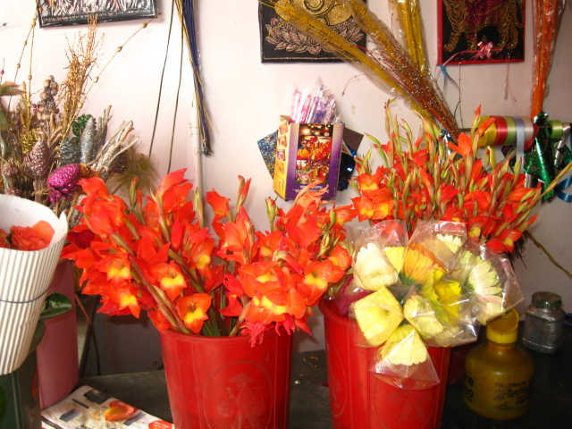 flower pot vessel boquet 