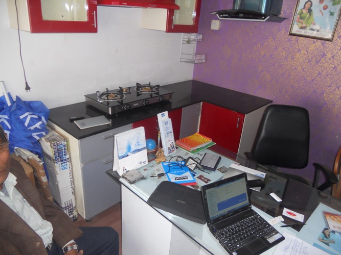 FANCY MODULAR KITCHEN IN MUZAFFARPUR