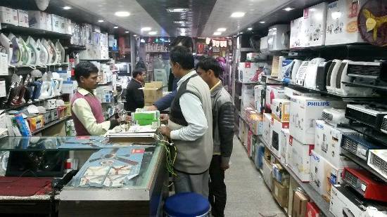 ELECTRIC SHOWROOM IN FRASER ROAD,PATNA