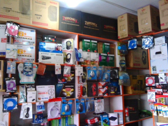 Branded laptop shop in Ramgarh
