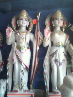 sri ram sita marble statue