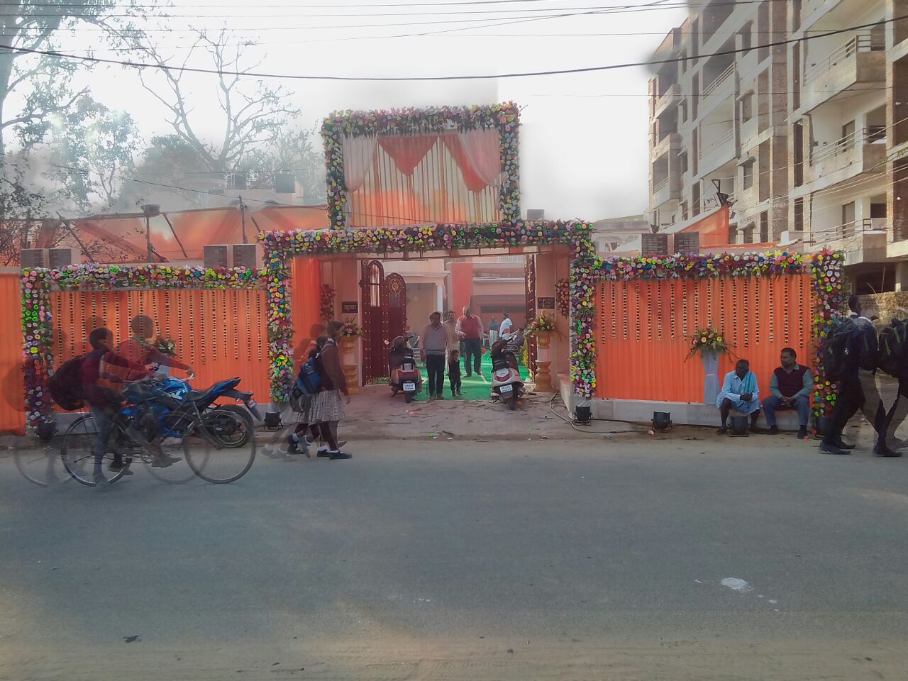 FLOWER DECORATOR IN HAZARIBAGH