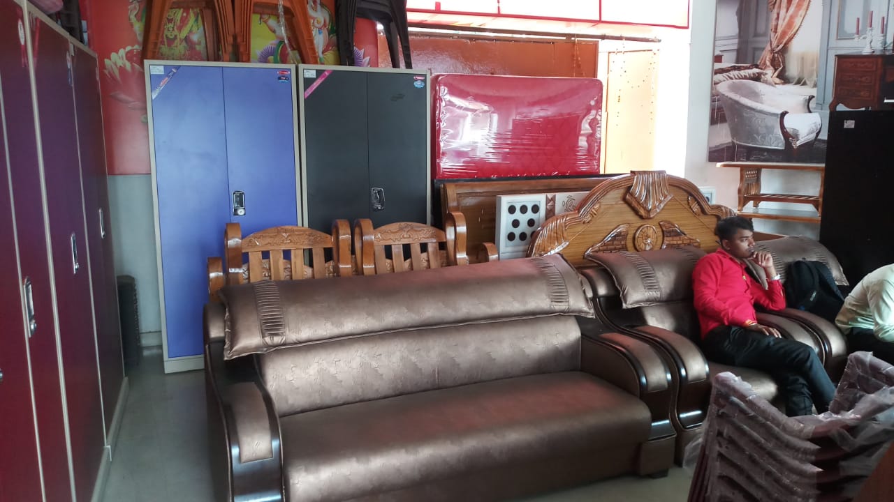 Office furniture shop in Hatia