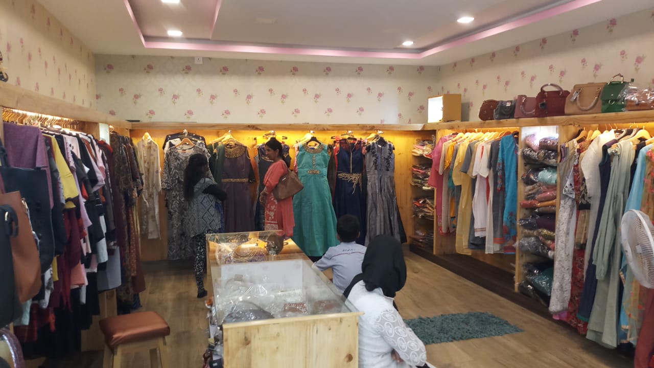 Fancy suit showroom in ramgarh