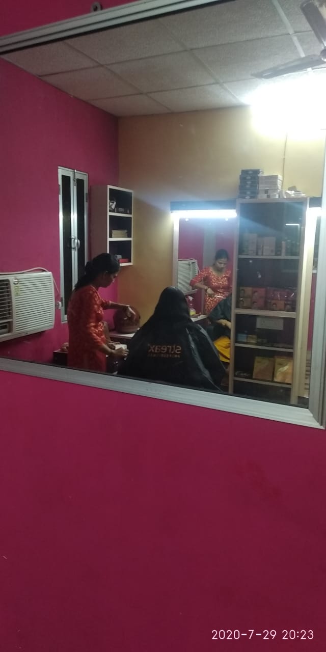 salon and spa in near Kathal more in ranchi