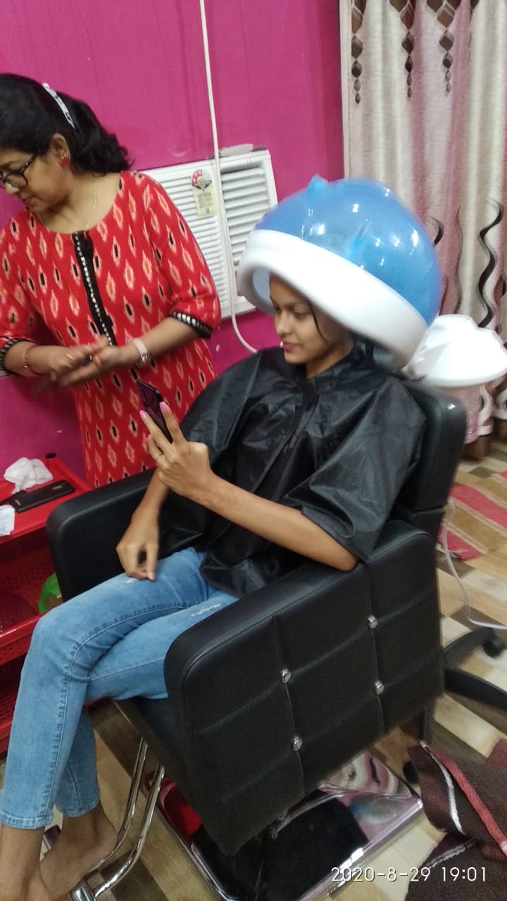 bridal makeup in near matro gali in ranchi