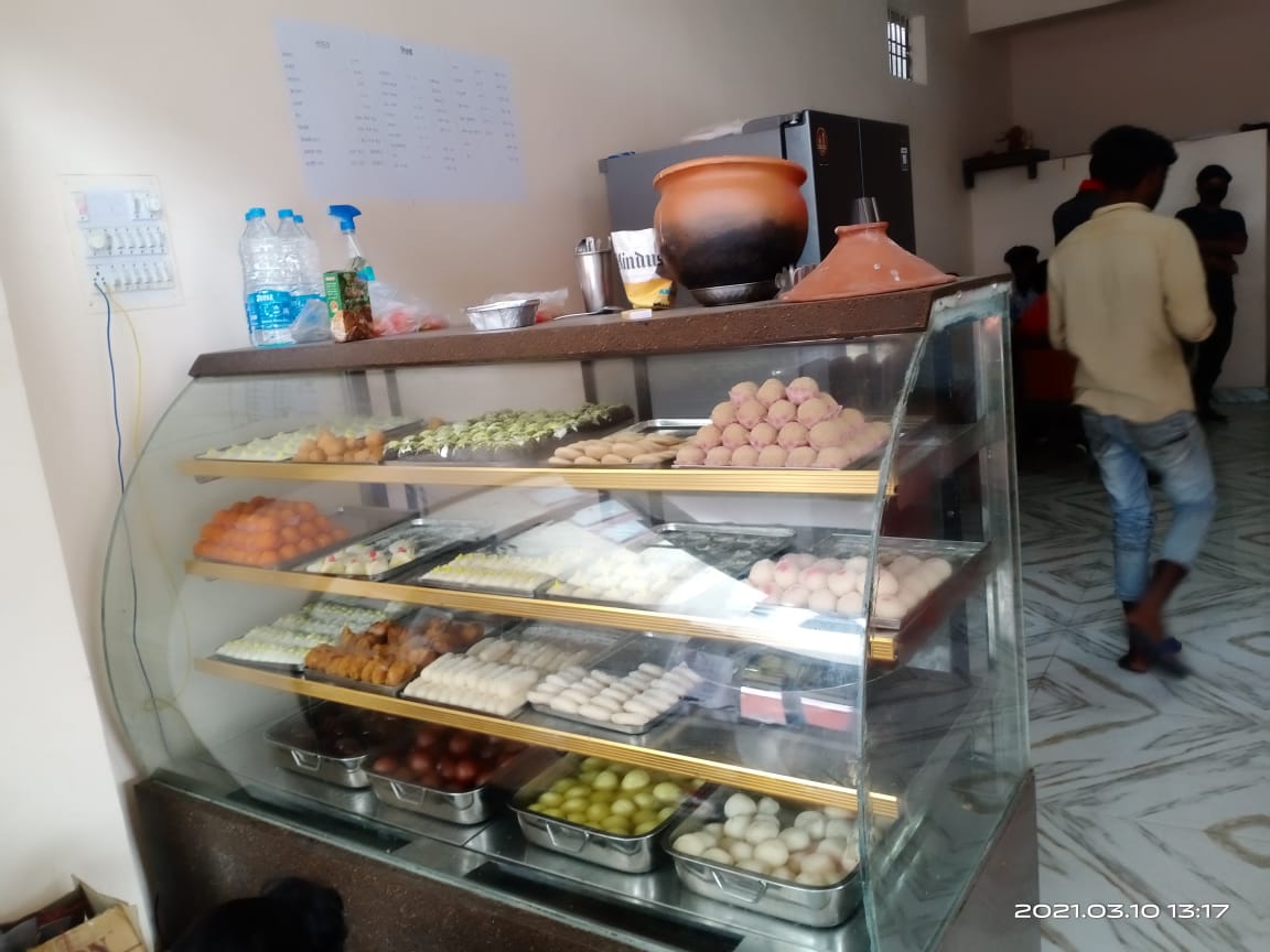 restaurant with sweets hotel near birsa chowk ranchi