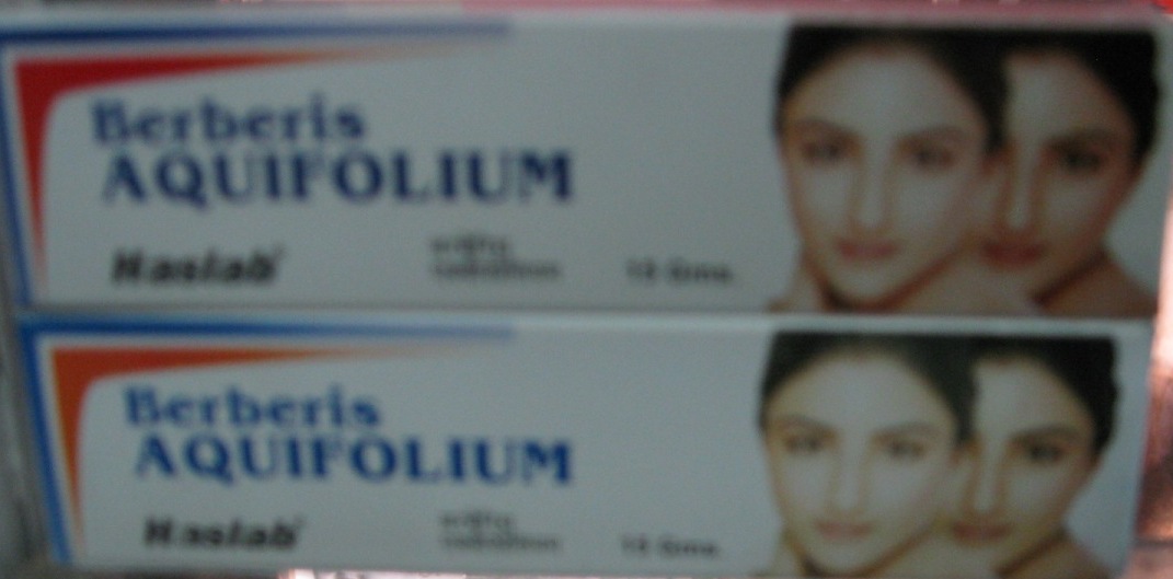 BERBERRIS AQUIFOLIUM