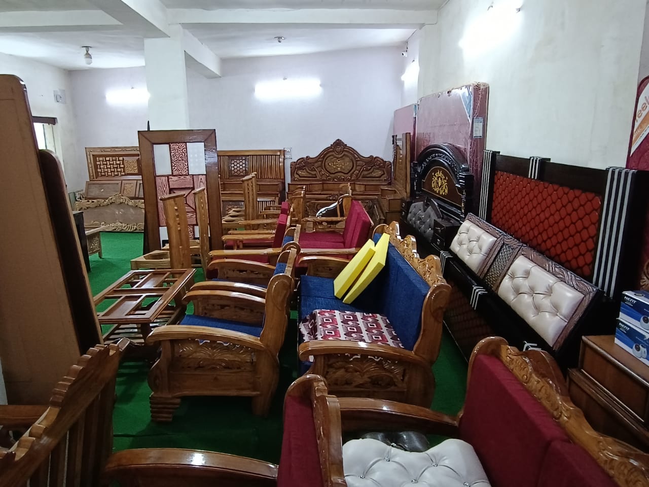 OFFICE FURNITURE SHOP NEAR IIT BUS STAND IN RANCHI