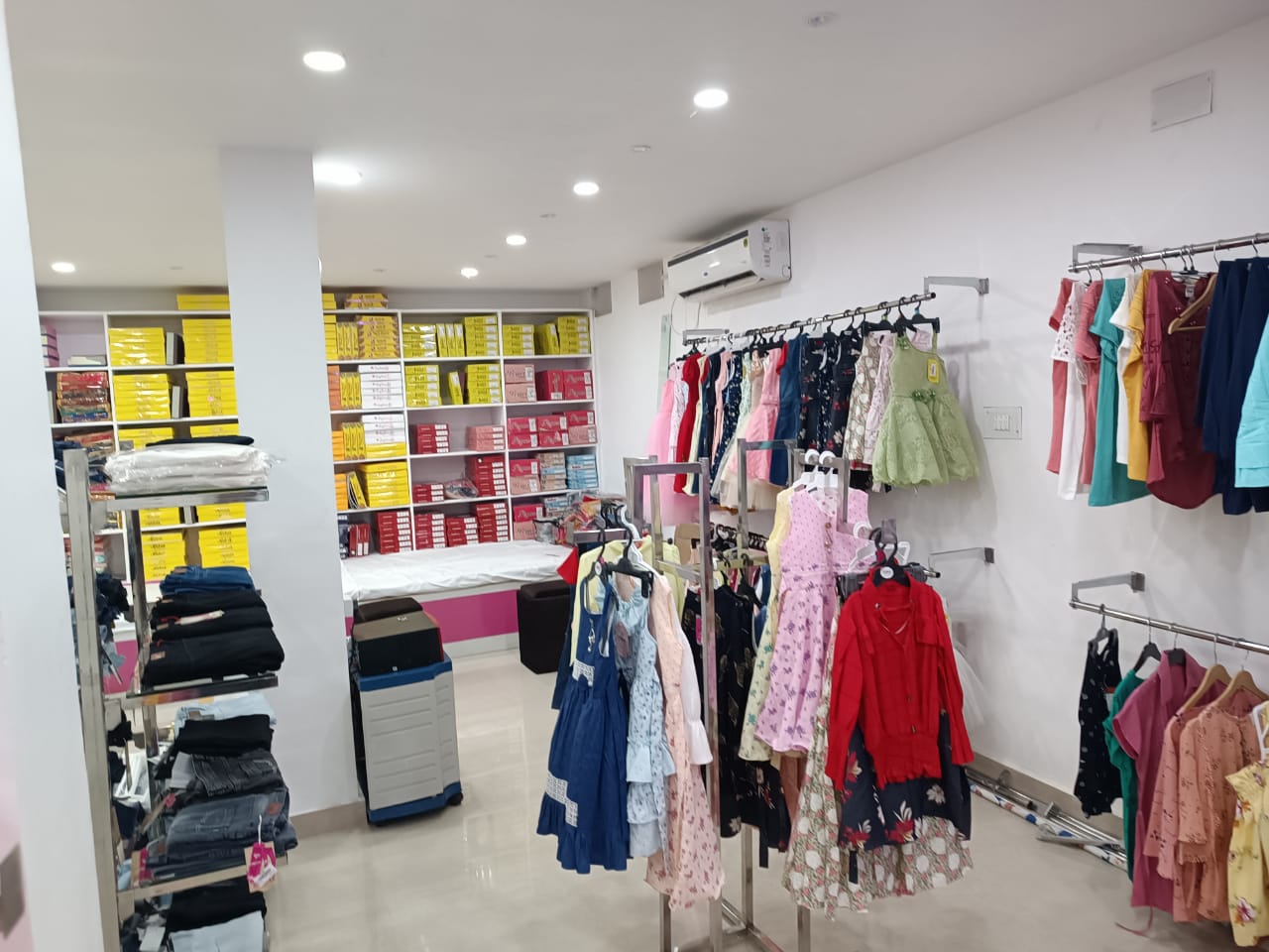 fancy kurti collection near singh more ranchi