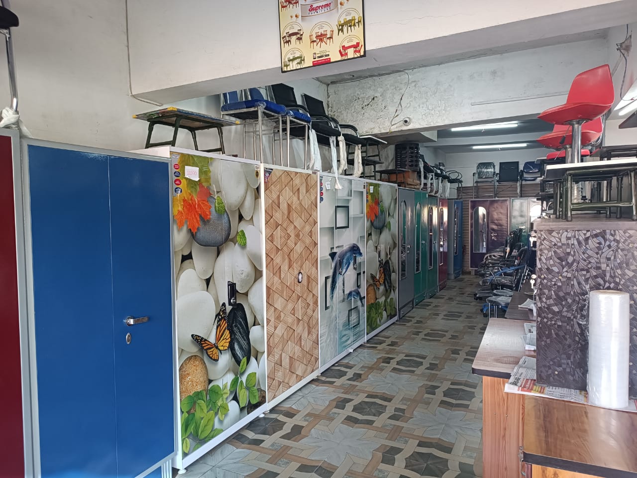 PRINTED ALMIRAH SHOP NEAR RATU ROAD RANCHI 