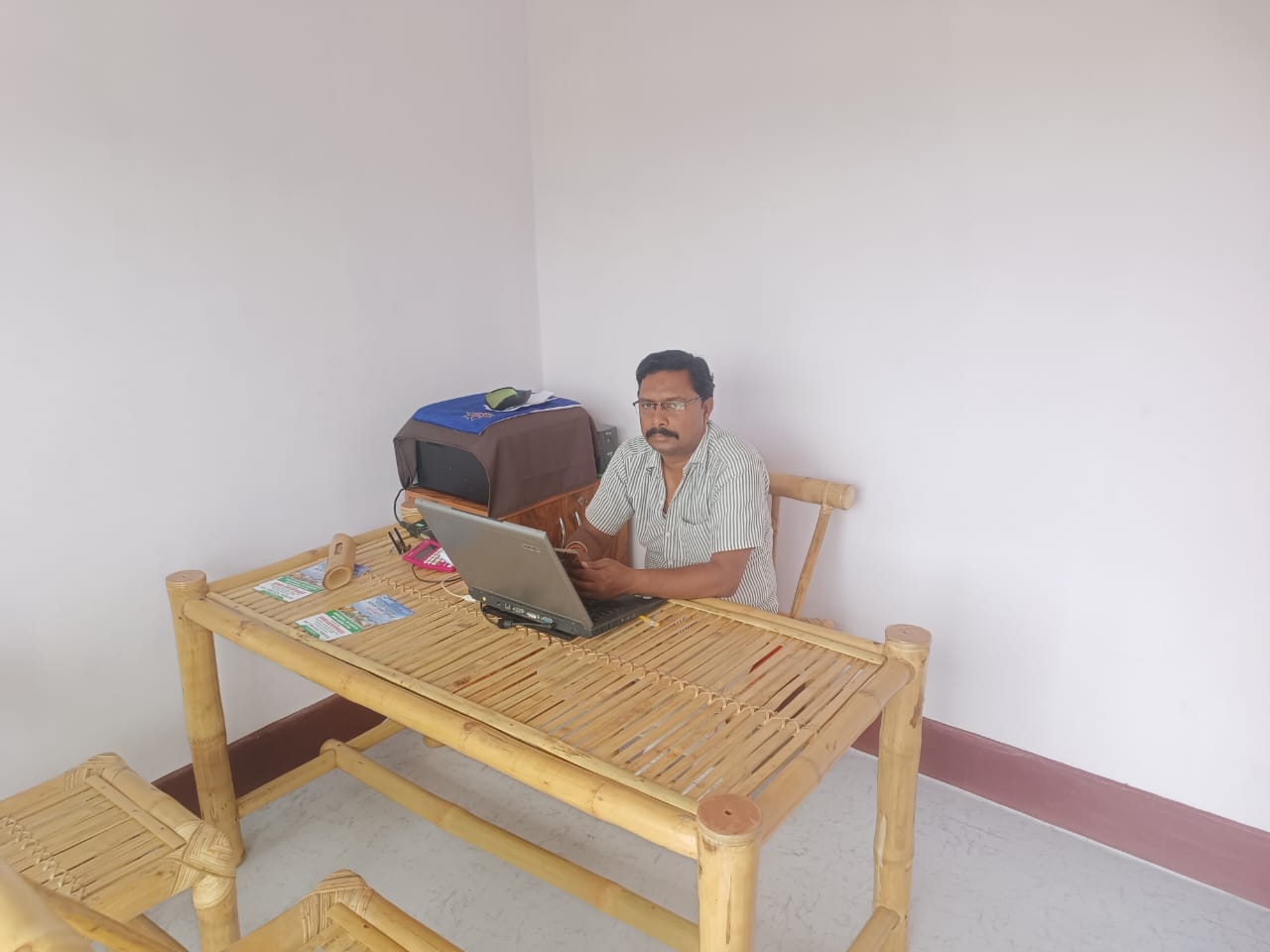 BAMBOO FURNITURE SHOP IN RING ROAD RANCHI