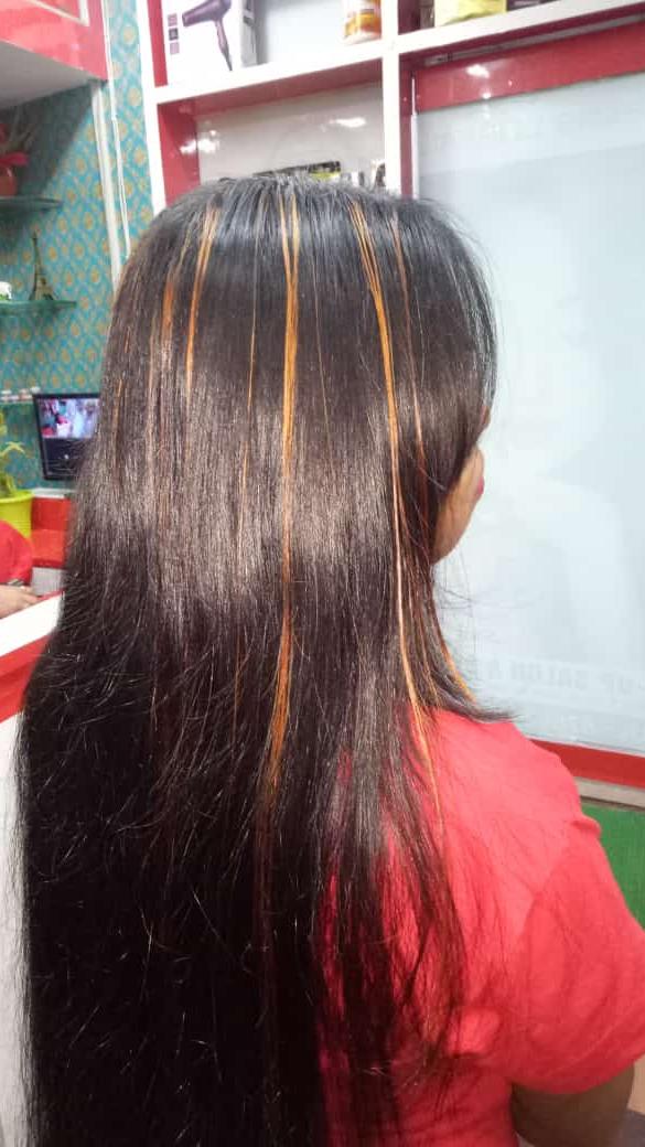 salon & spa near singh more hatia 8789202649