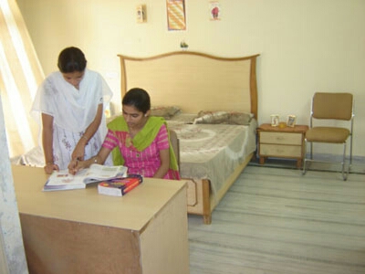 GIRLS HOSTEL WITH GOOD ACCOMMODATION IN RAMGARH